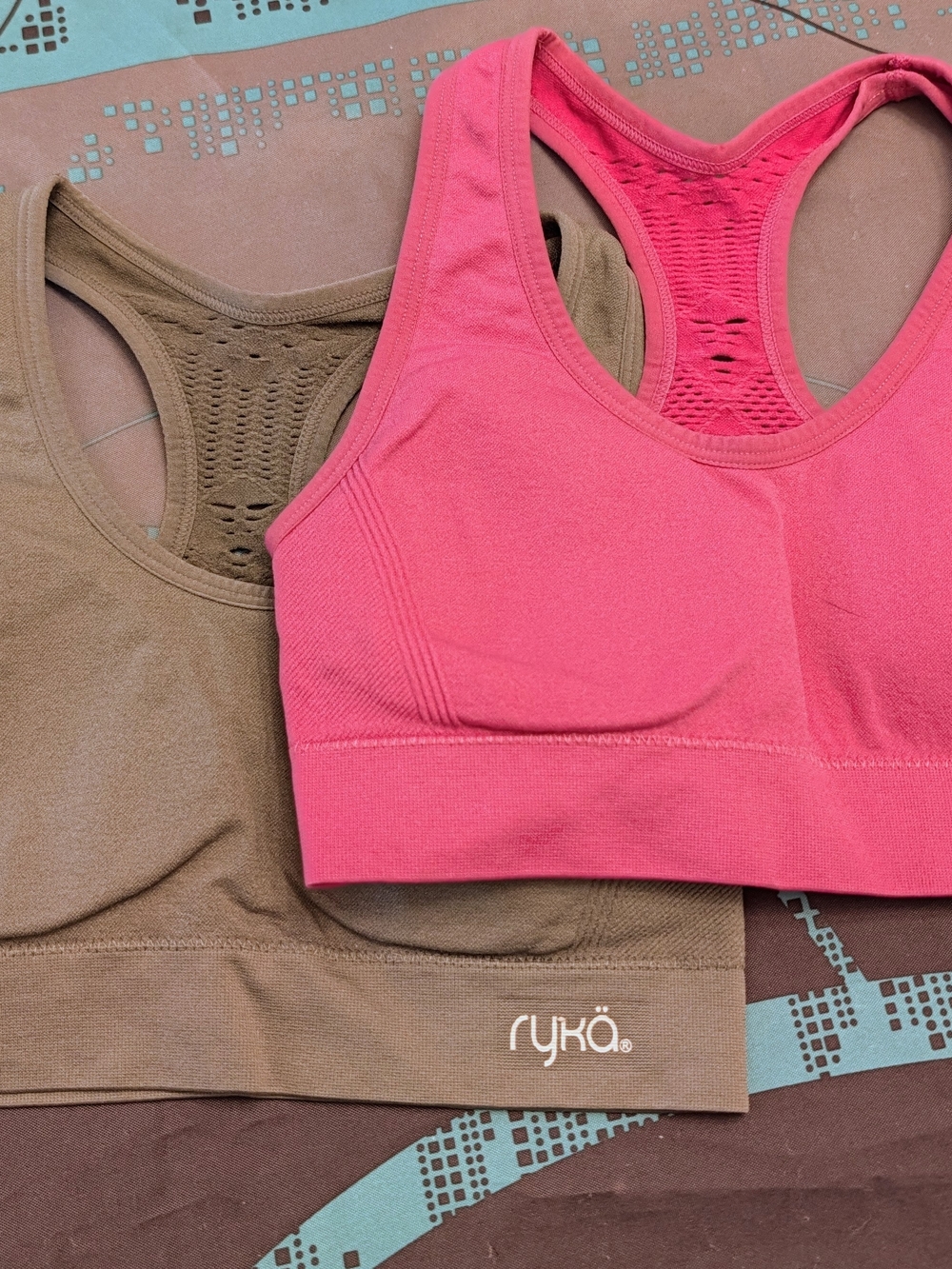 Ryka Women’s Seamless Racerback Sports Bras - Pink & Gray Size S